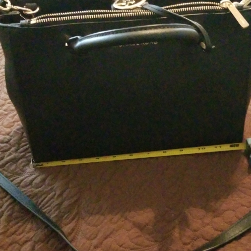 Michael Kors black medium handbag - Picture 7 of 8